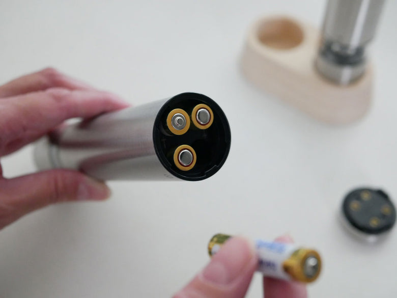 ラッセルホブスのミニ電動塩胡椒ミル