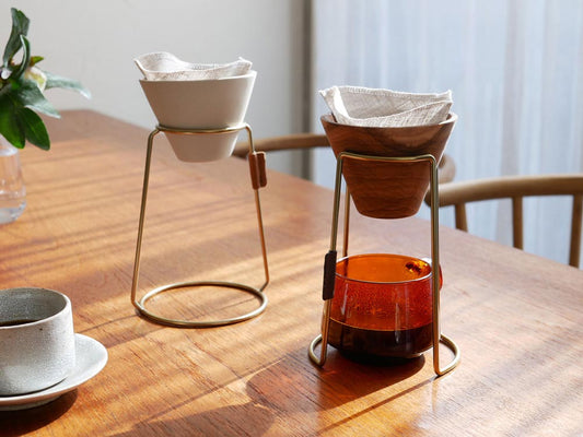 sarasa designのスチール製b2cコーヒードリッパースタンド「ブリッジ」と「ラウンド」
