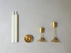 Horn Please MADEのブラス製キャンドルホルダー。直径6cm、高さ15.5cmのスタンドサイズLで、シンプルかつ重厚な真鍮デザインが特徴。インド製の高品質なアイテム。