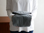 CB JAPAN holms デイラップグレーのショルダーバッグ