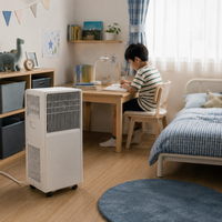 子供部屋の補助冷房・勉強机の横に