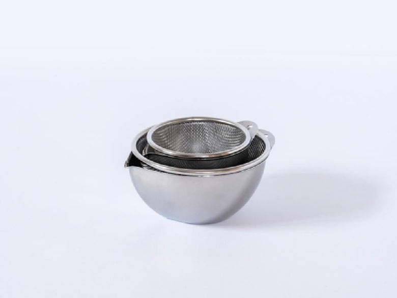 《2個セット》【bwsselection】液だれしないキレッキレボウル　ざる付き（11cm&15cm）