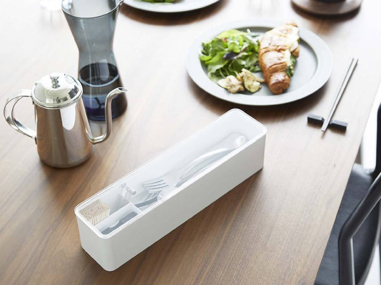 蓋付きロングカトラリーケース「tower」。アクリルフタとABS容器でキッチンのカトラリーや食器を整理するデザイン