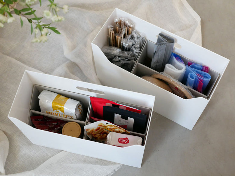持ち運び可能なインナー付き収納ボックスの段ボール包装とプラスチック素材を使用したパッケージデザイン