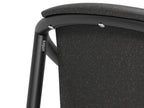 アンブラのリンゴカウンタースツール、スチールとポリプロピレン、ウッドファイバーを使用した屋外用プラスチック製椅子。耐久性のあるアルミニウムフレームを備えています。